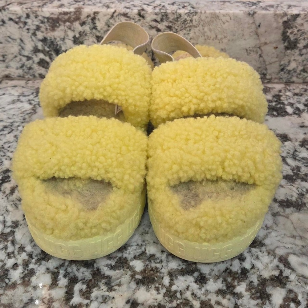 Yellow UGG Fluff Yeah slippers size 8
